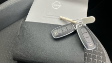 Nissan Juke 1.0 DiG-T N-Connecta 5dr Petrol Hatchback